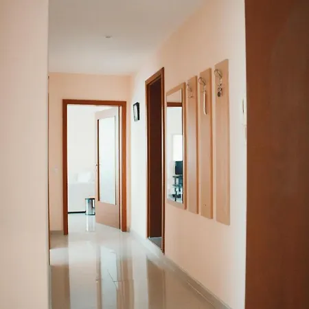 Apartman - Marina View